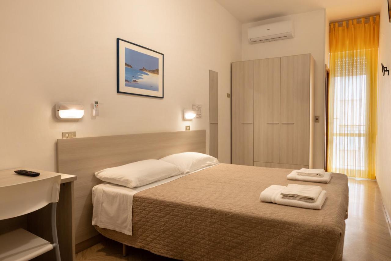 Hotel Giordo Rimini Luaran gambar