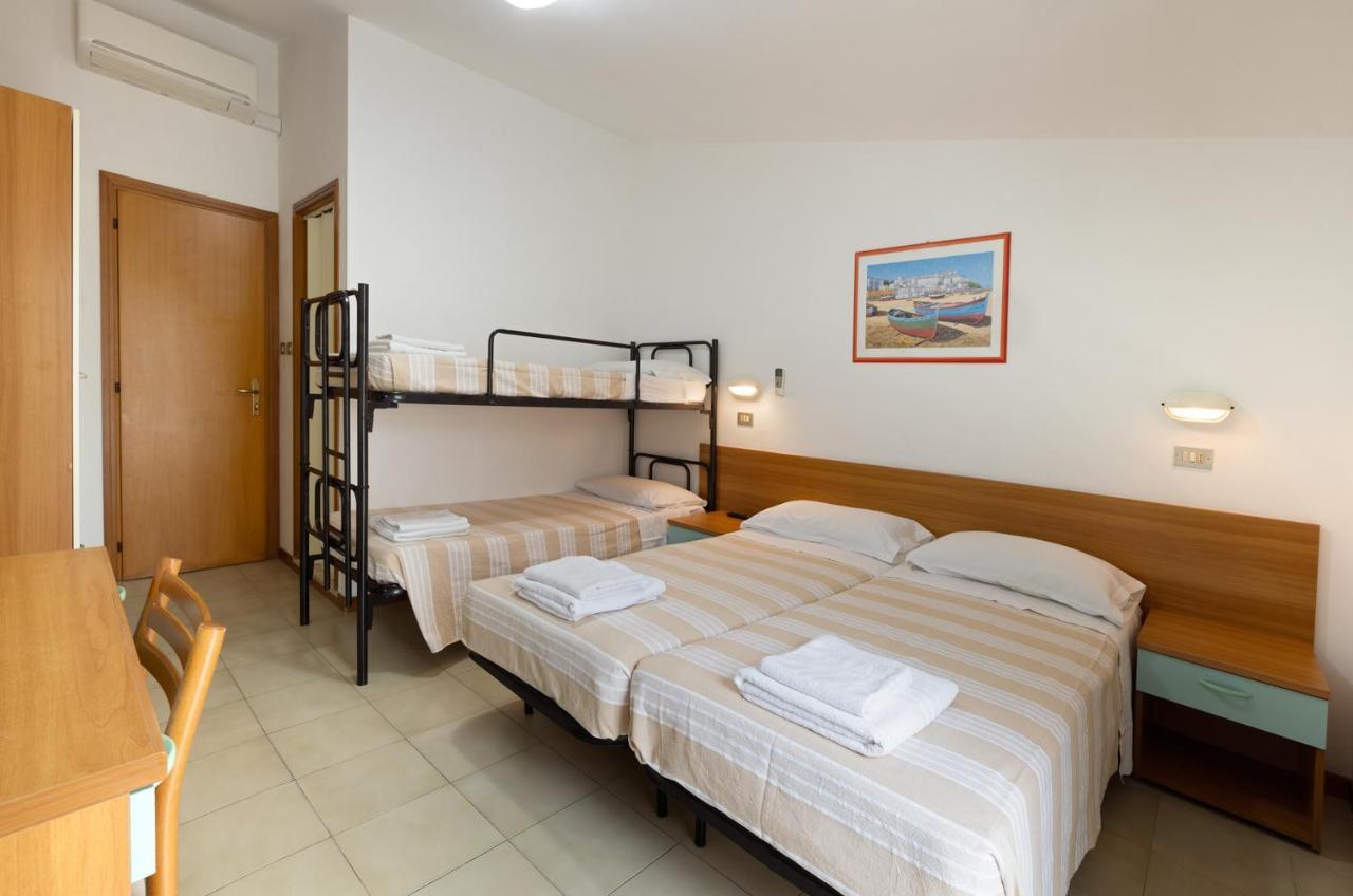 Hotel Giordo Rimini Luaran gambar